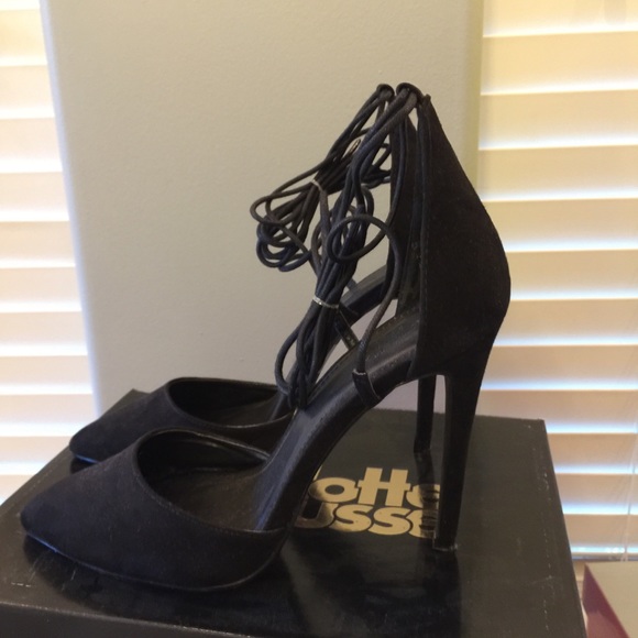 Lace up black heels - Picture 4 of 5